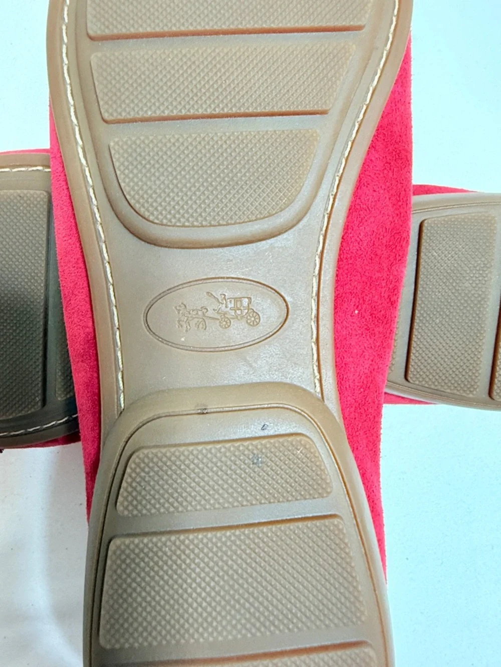 Coach Hot Pink Suede Driving Loafers Gold Logo Flats Womens 10 - Picture 10 of 14